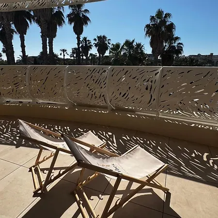 Au Vibes - Cote Naturiste - Rooftop - Piscine - Couples Only * אגדה